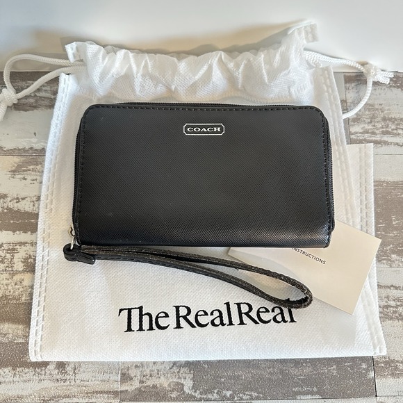 Coach Wallet Wristlet Black Faux Paddle Leather‎ 6" Zip Around - Picture 1 of 12